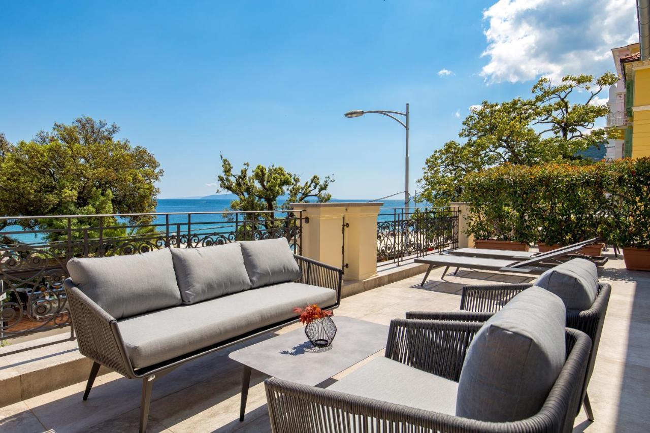 Plaza Apartments Opatija Exterior photo