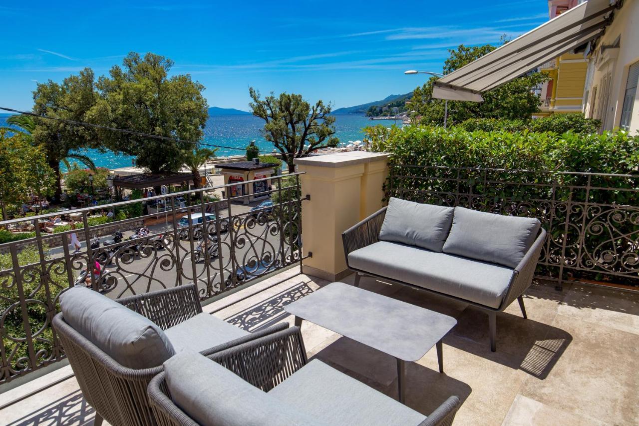 Plaza Apartments Opatija Exterior photo
